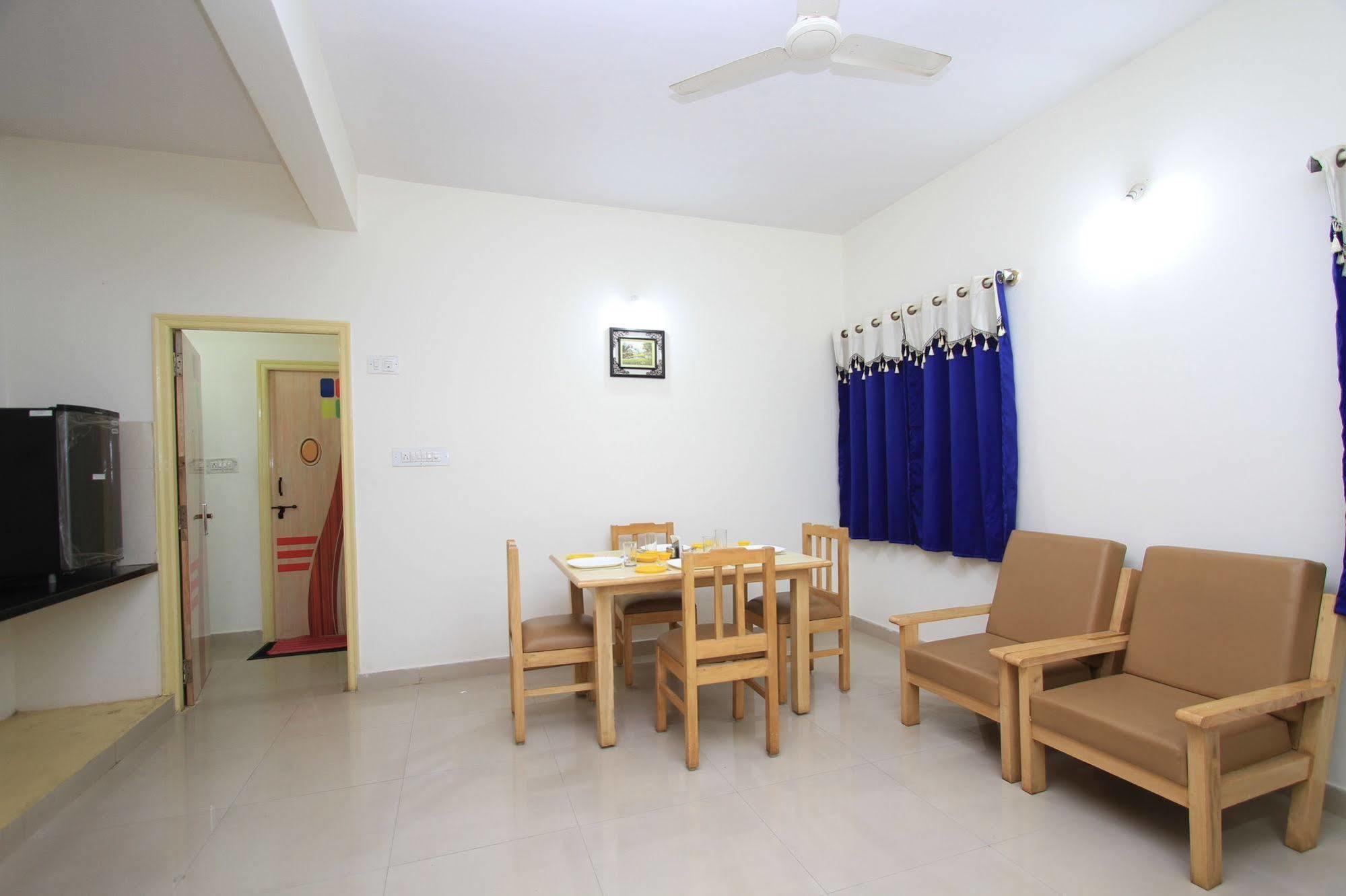 Arra Suites Bangalore Exterior foto